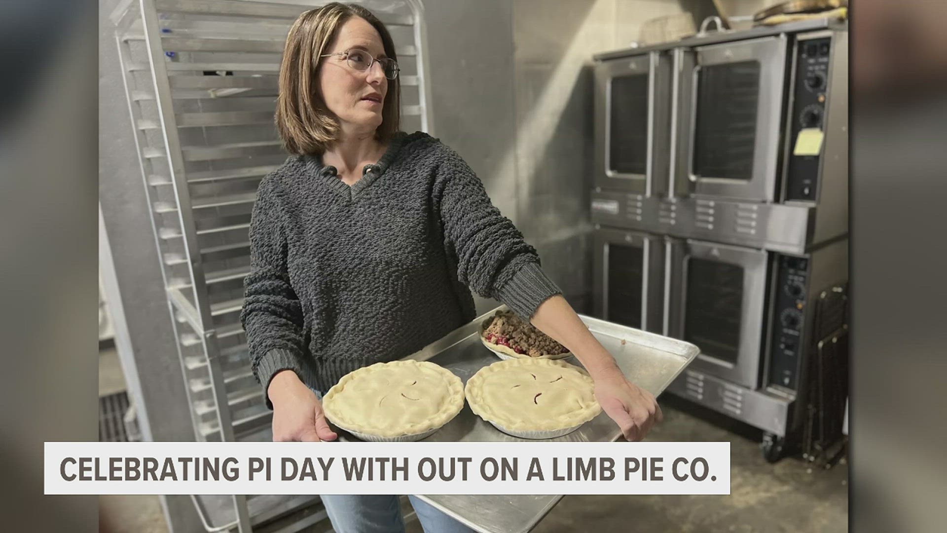 Juli Hurley joined News 8's Shelby Kluver on The Current to share her sweet secrets for baking success.