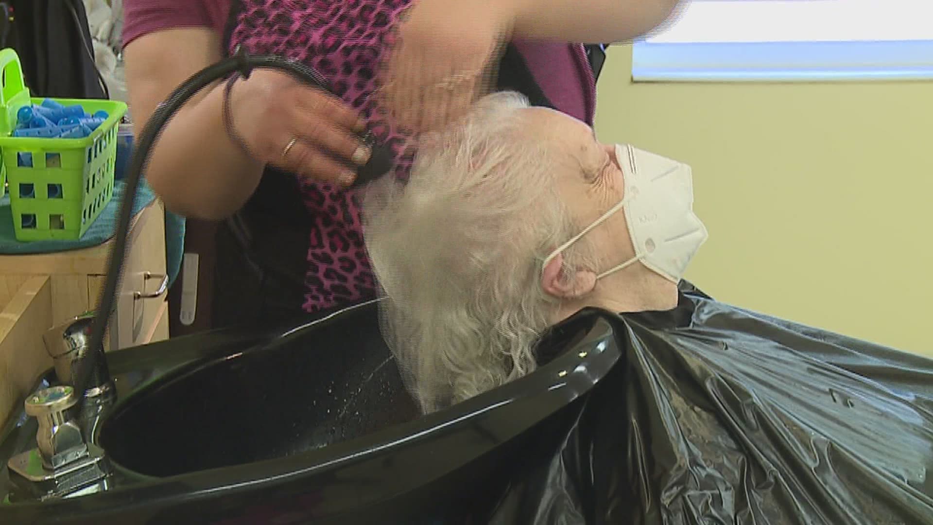 Senior care facility welcomes back salon services following 12 months break due to the pandemic