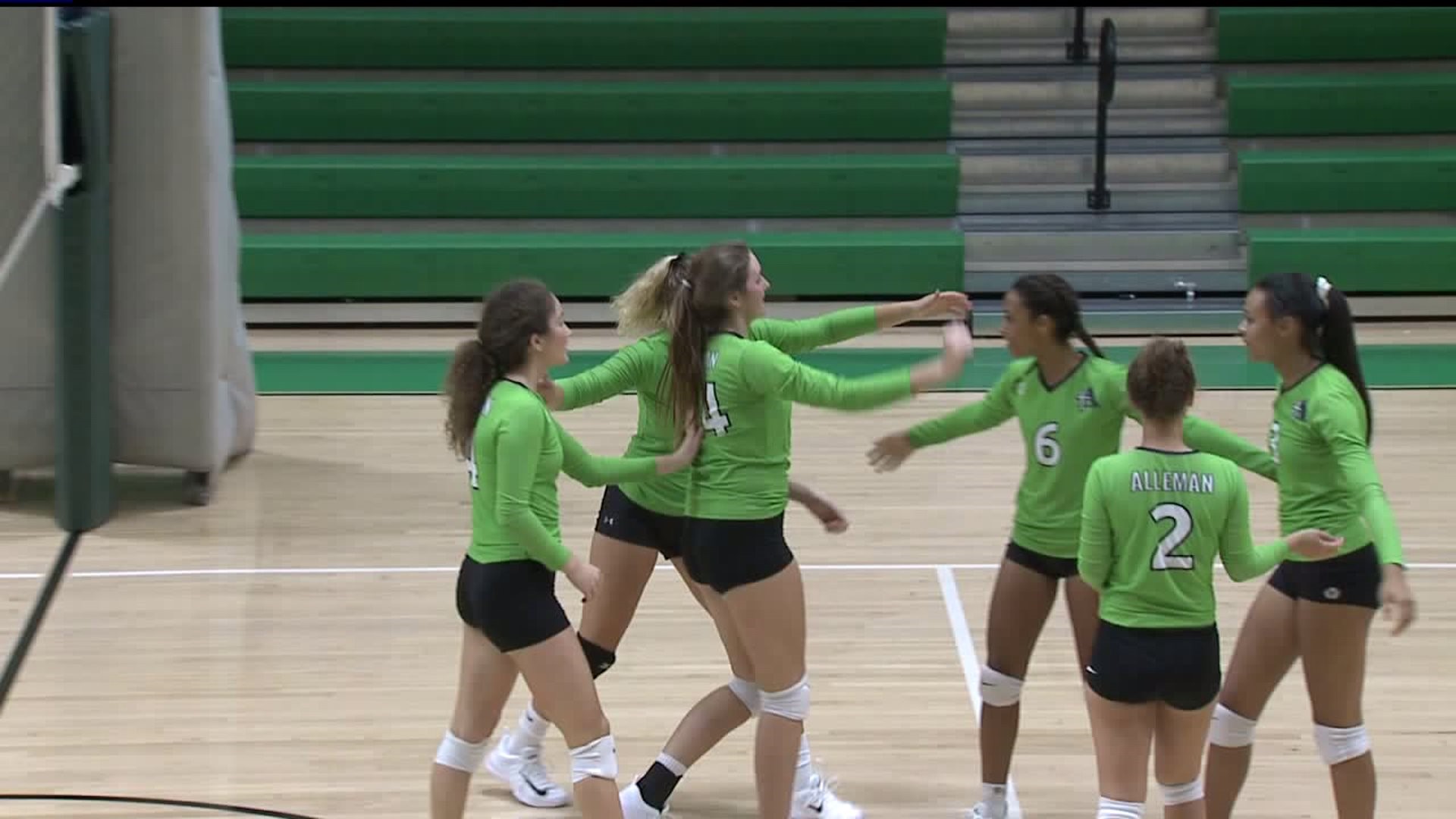 Alleman volleyball sweeps U.T.