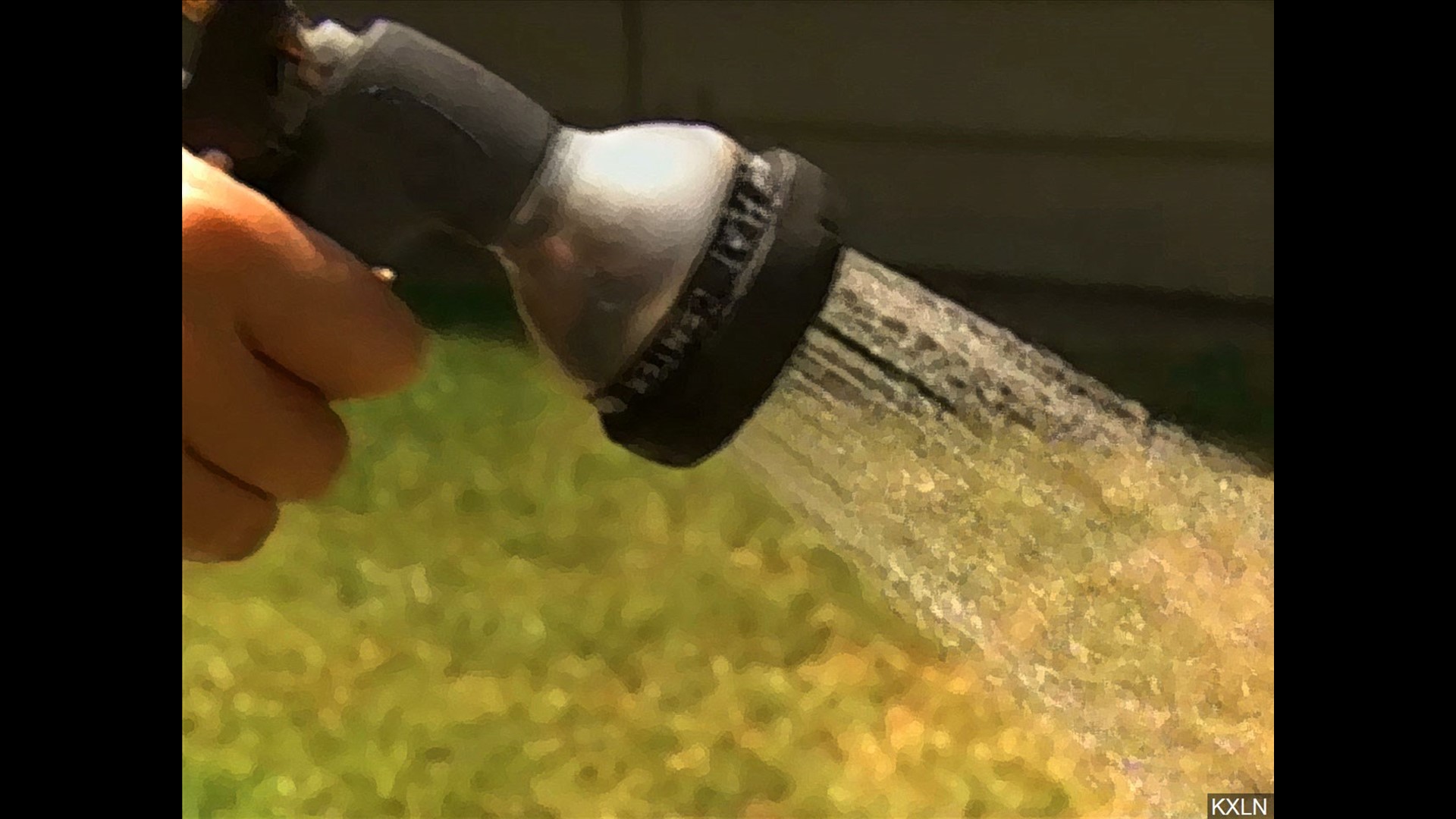 Village of Carbon Cliff asked to conserve water