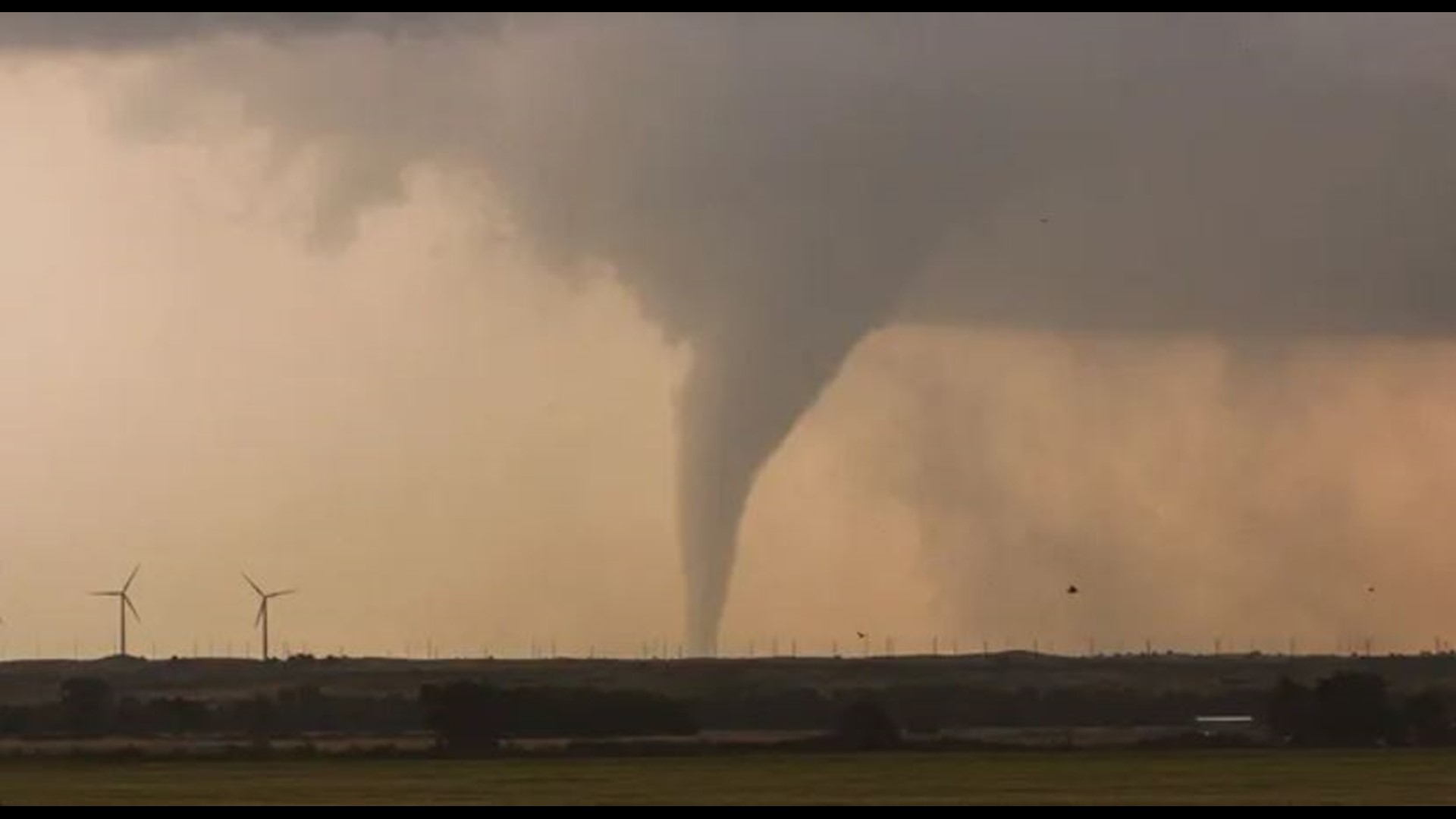 Why tornadoes come in different shapes and sizes | wqad.com