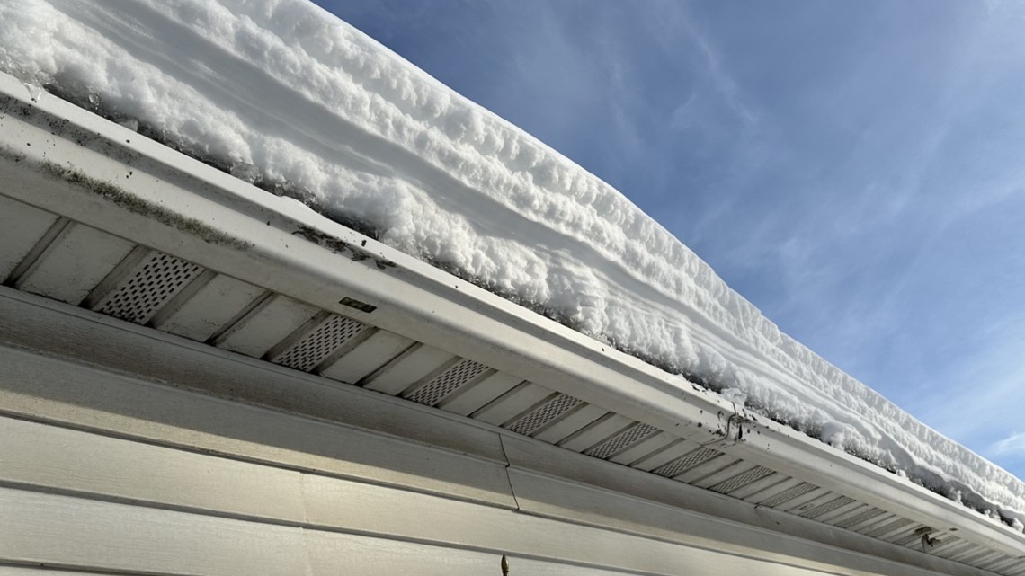 How too much snow and ice can damage your home - Vimarsana News