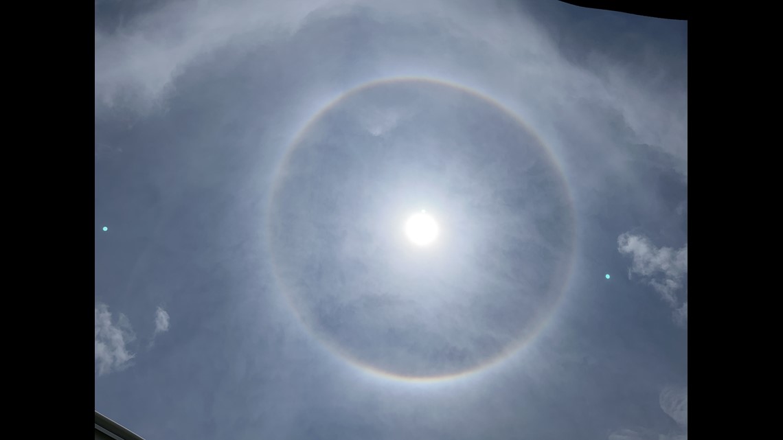 Solar phenomena: Contrails intercept solar halo – Weather News