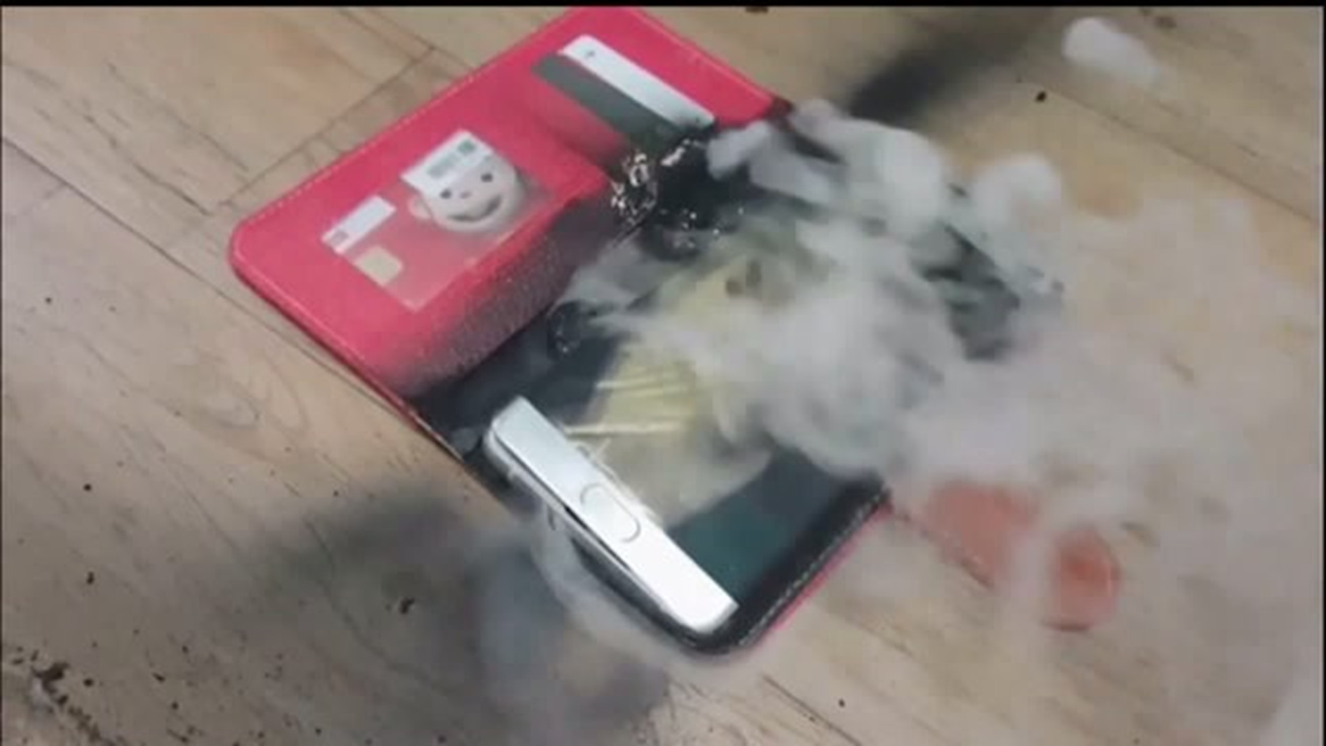 Batteries to blame for Samsung phone fires