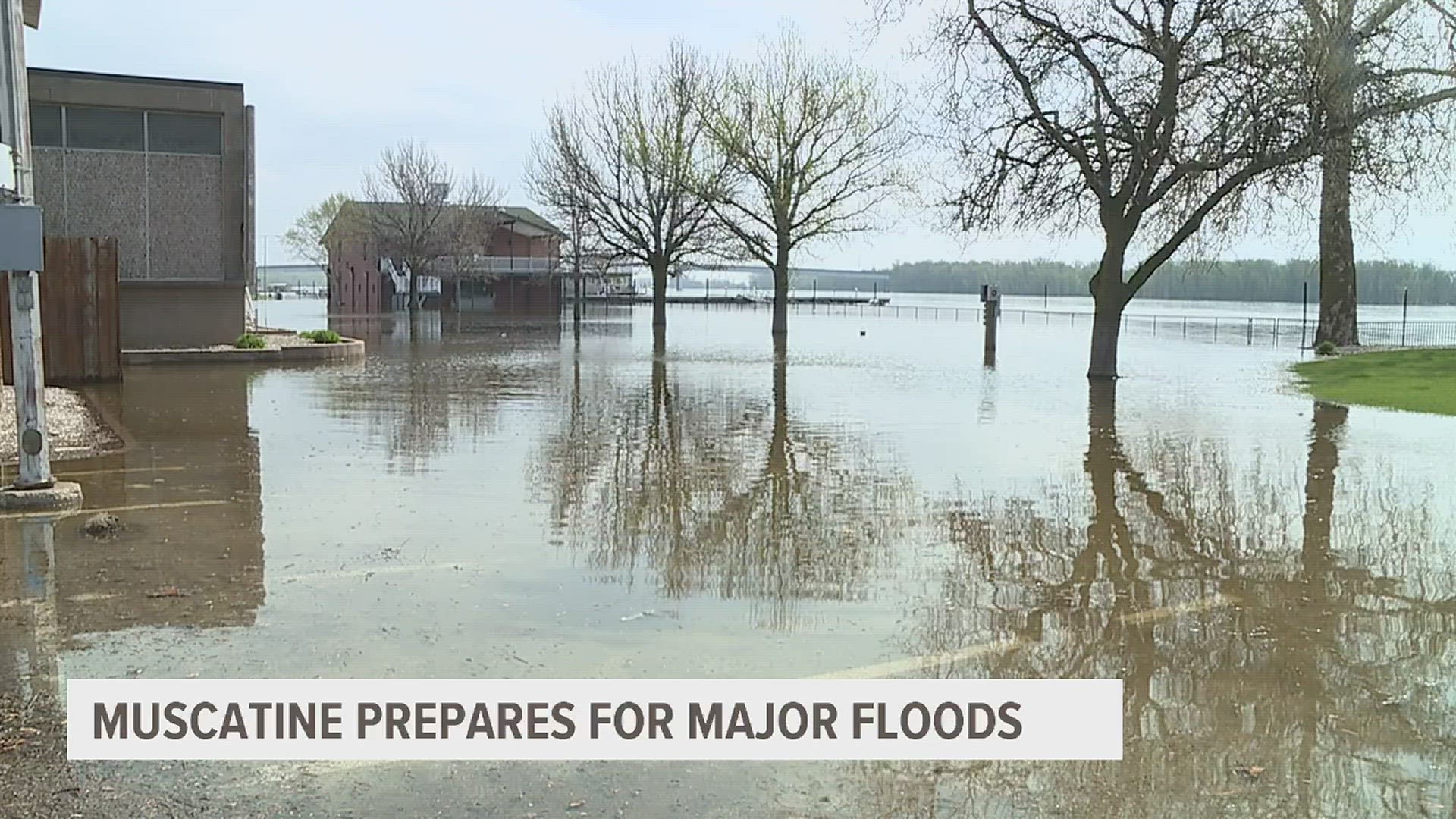 The Mississippi River at Muscatine is now in major flood stage as of Wednesday evening.