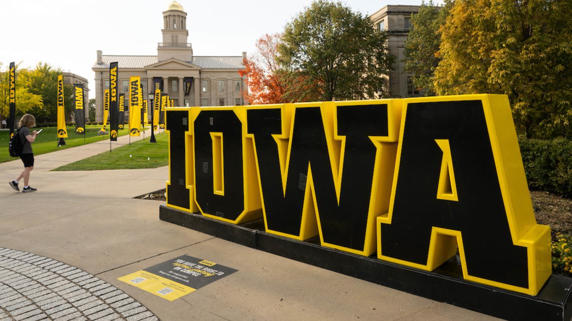 Iowa leaders react to Iowa City shooting that injured 5