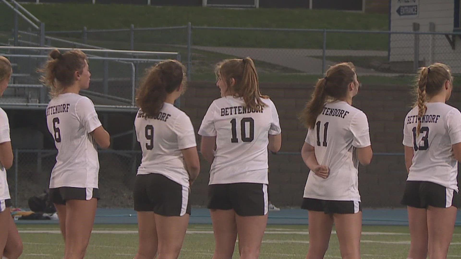 Pleasant Valley defeats Bettendorf 21 in renewed rivalry