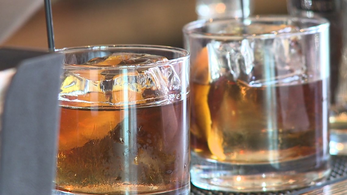 Benefit on businesses with Iowa cocktail-to-go law - Vimarsana News