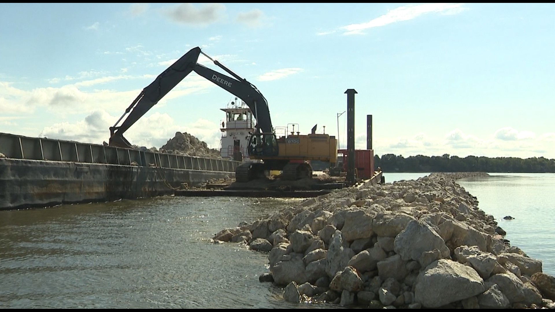 Years of floods, droughts, barge traffic & lost forests have eroded 14.2 acres of the river's Steamboat Island. Now, that land and its habitats are being reclaimed.