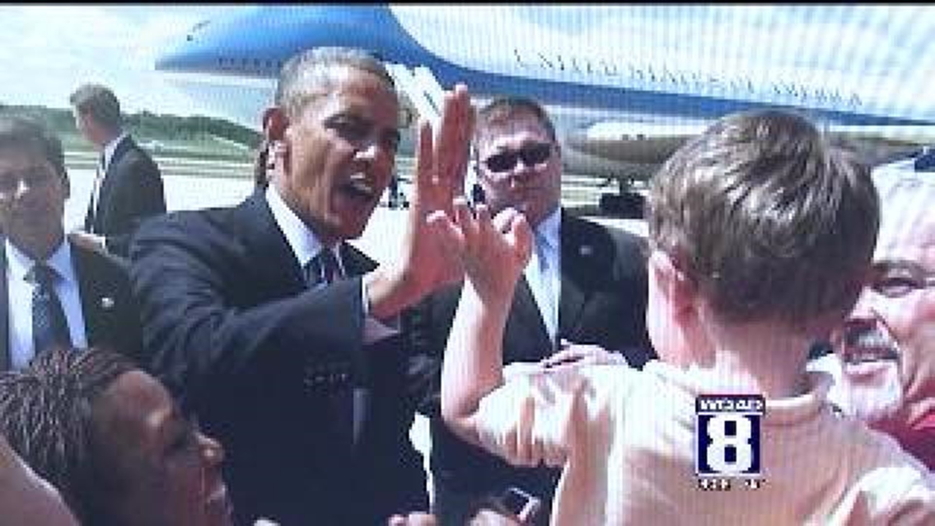Four-Year-Old Gage Gives President a High-Five