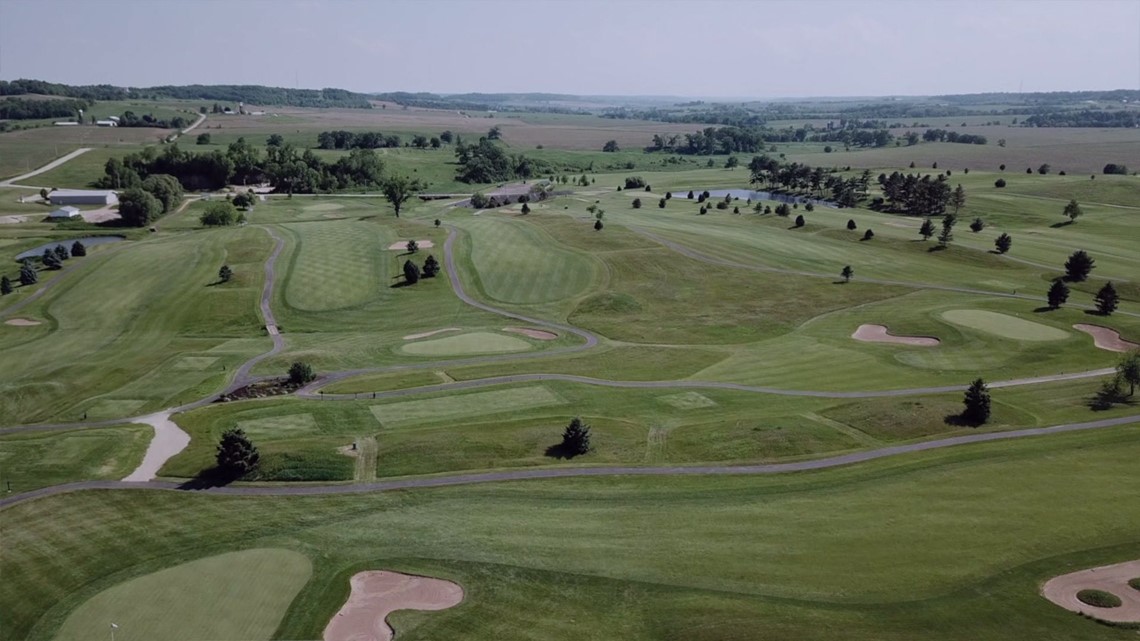 Woodbine Bend Golf Course and Restaurant in Stockton, Illinois is a