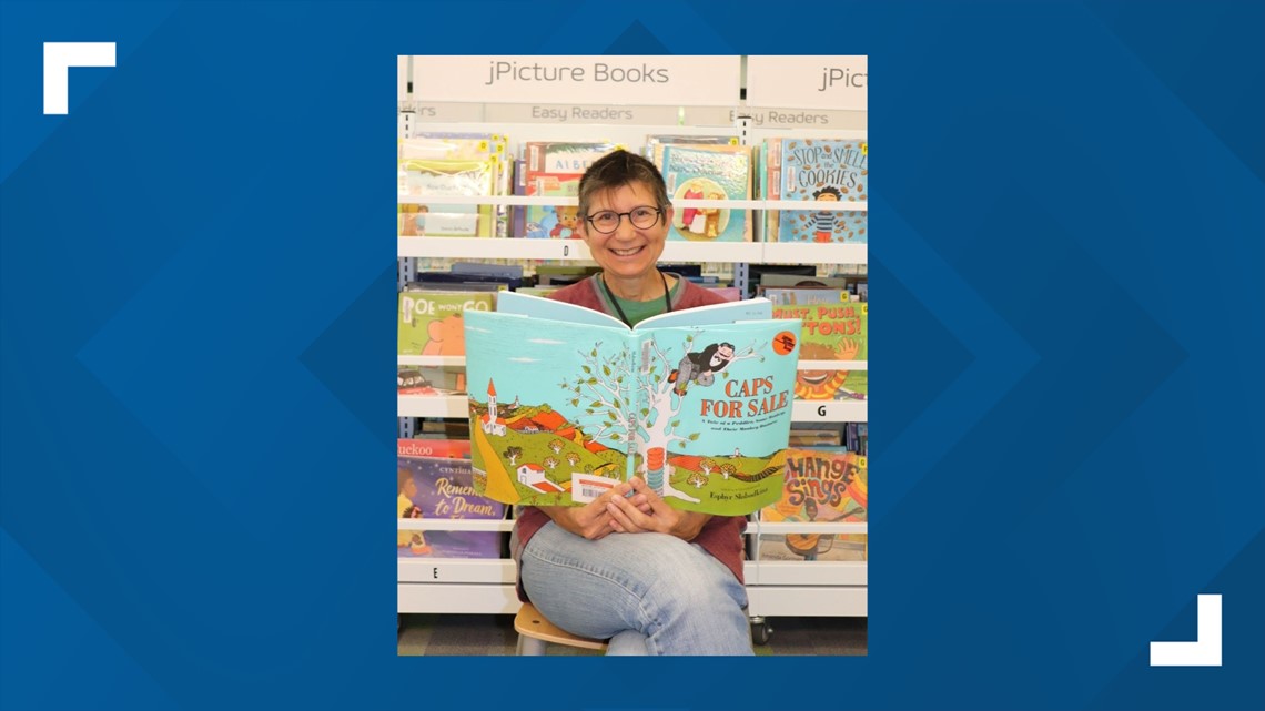 Veteran Muscatine librarian to say goodbye after over two decades - Vimarsana News