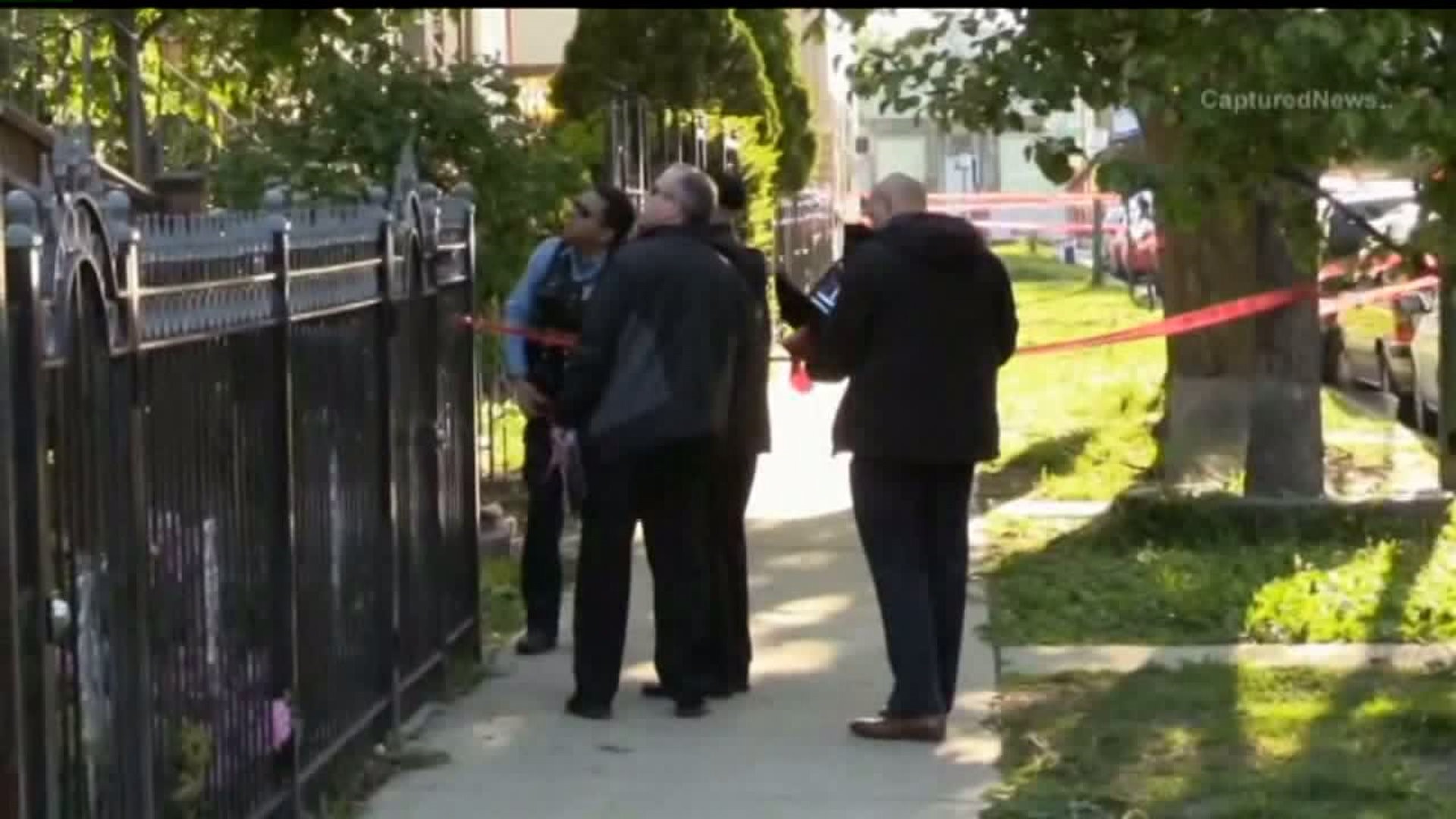 10 shot in gang-related shooting in Chicago