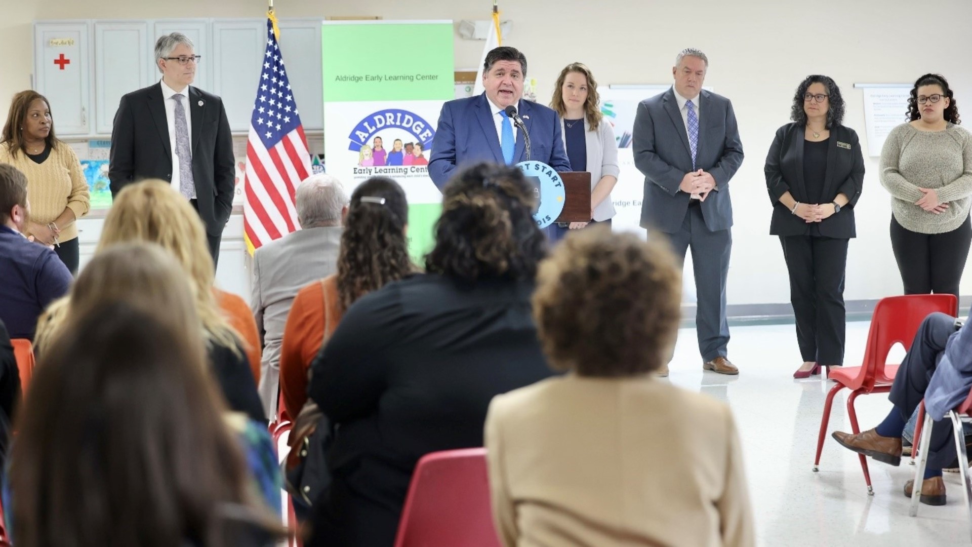 Governor JB Pritzker and Lieutenant Governor Juliana Stratton stopped by Aldridge Learning Center in East Moline on Tuesday to discuss the Smart Start Illinois Plan.