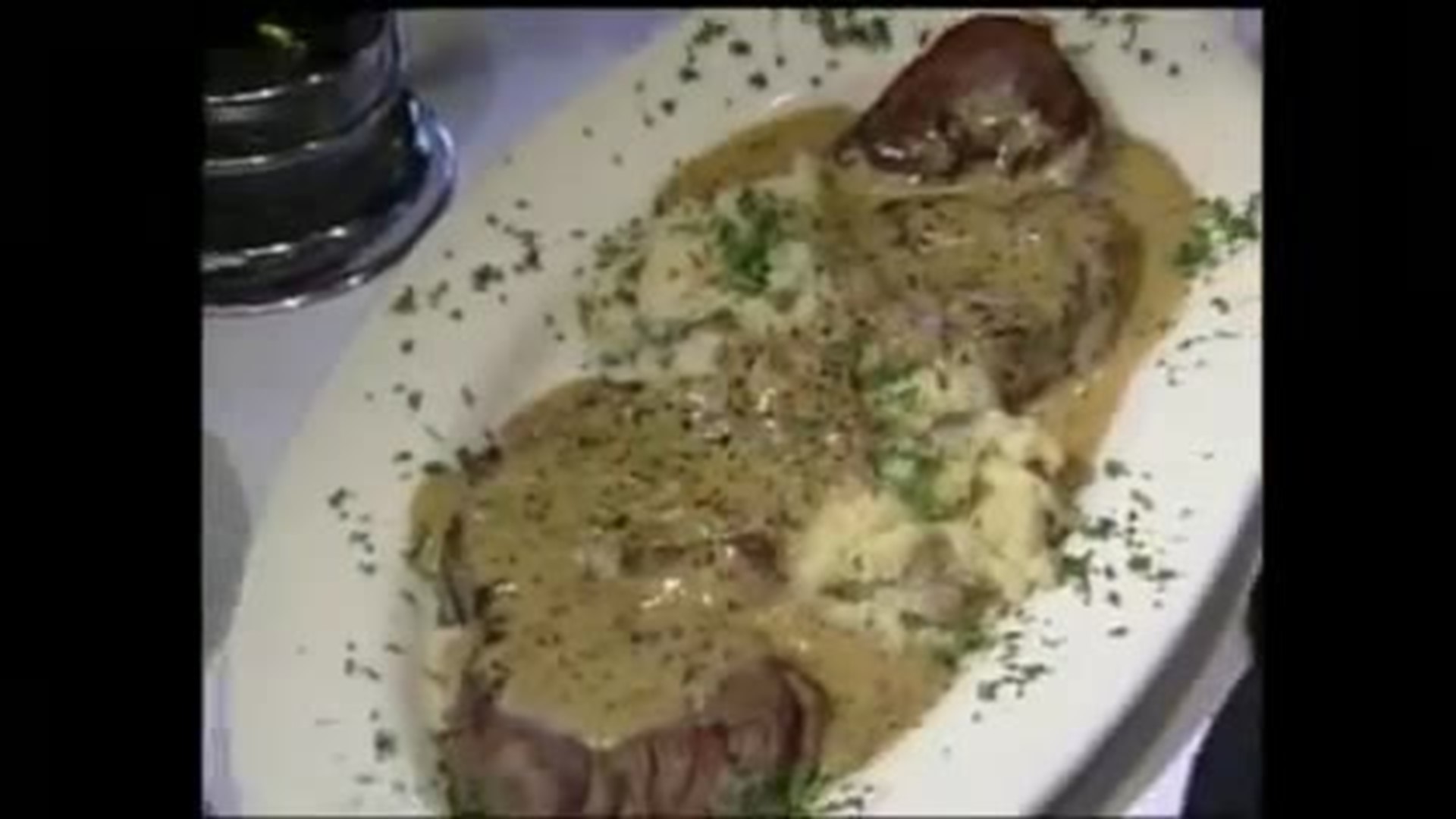 Steak DeBurgo.mp4