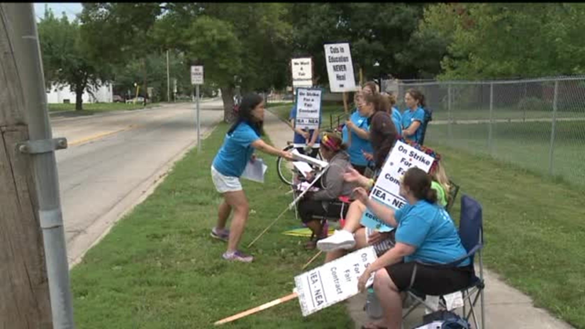 Recall rights are final sticking point in strike negotiations