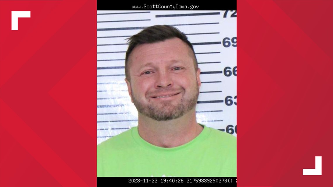 Davenport Collapse Building Owner Takes Plea Deal For OWI Wqad davenport-collapse-building-owner-takes-plea-deal-for-owi-wqad