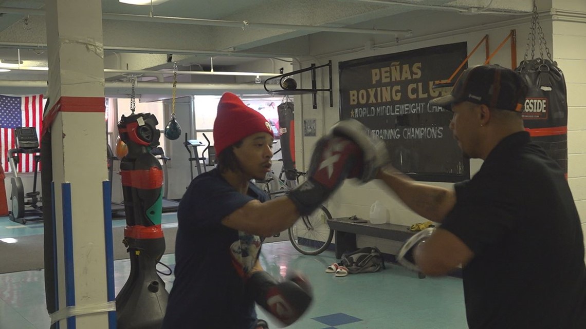 Davenport boxers readying for Golden Gloves National tournament - Vimarsana News