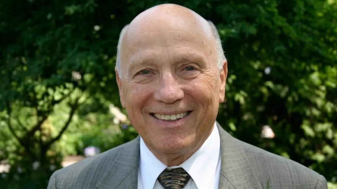 Ben Newcomb, former Augustana athletic director and head football coach, dies at 91