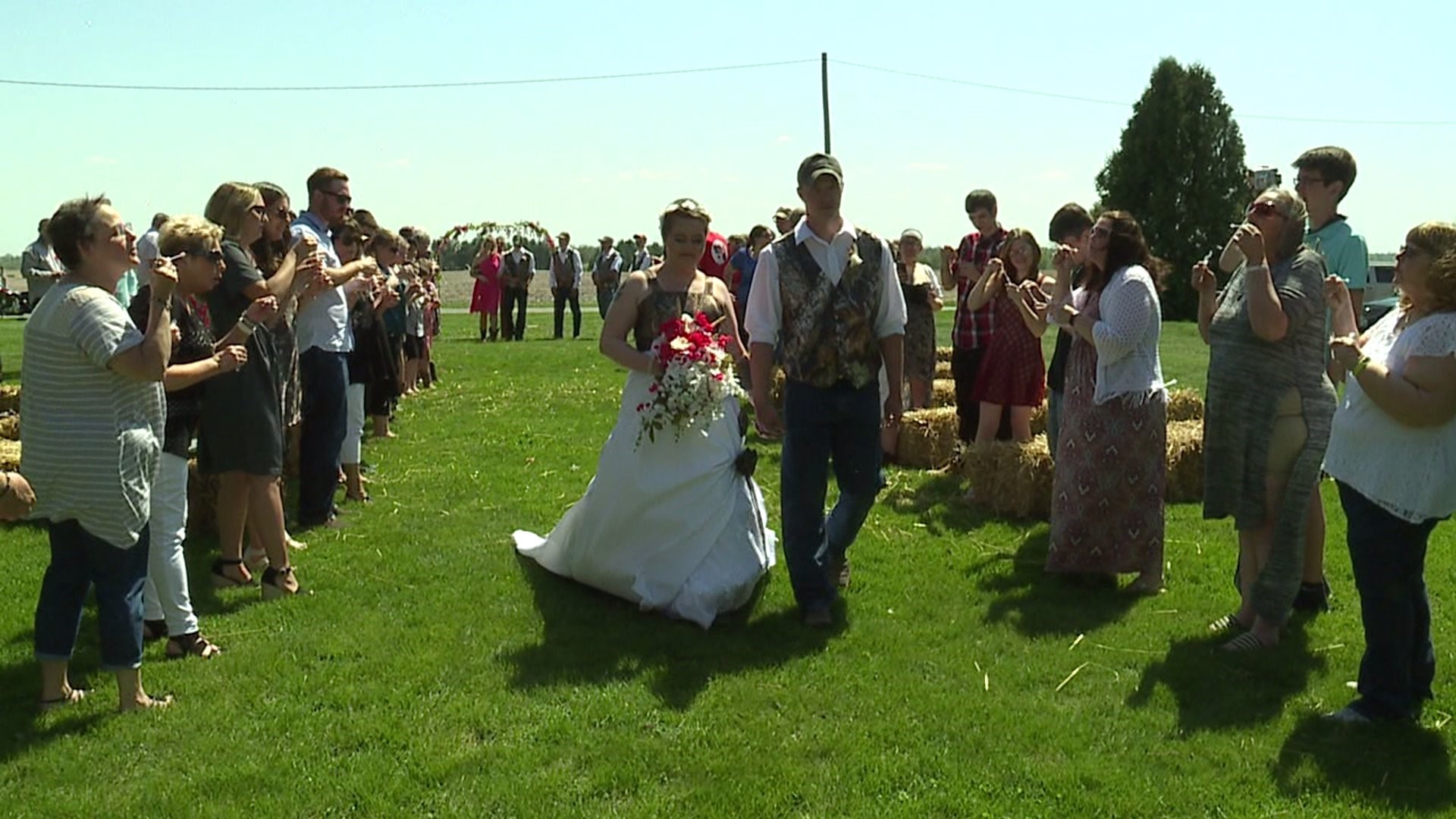 Mercer County woman who fought cancer multiple times celebrates wedding