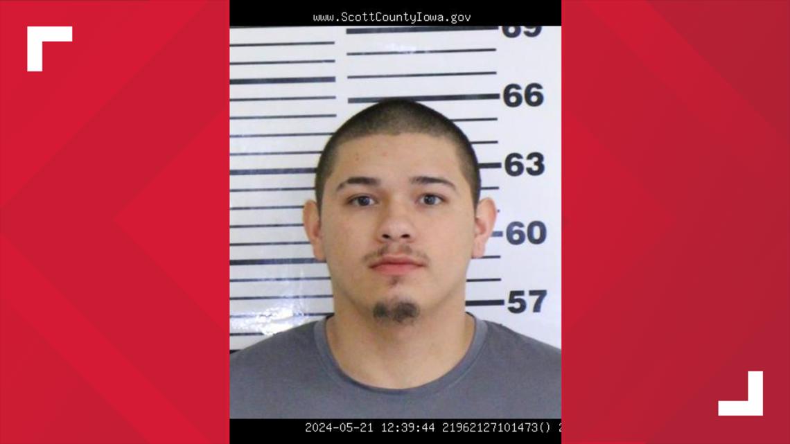Police arrest man in connection to Moline double-homicide - Vimarsana News