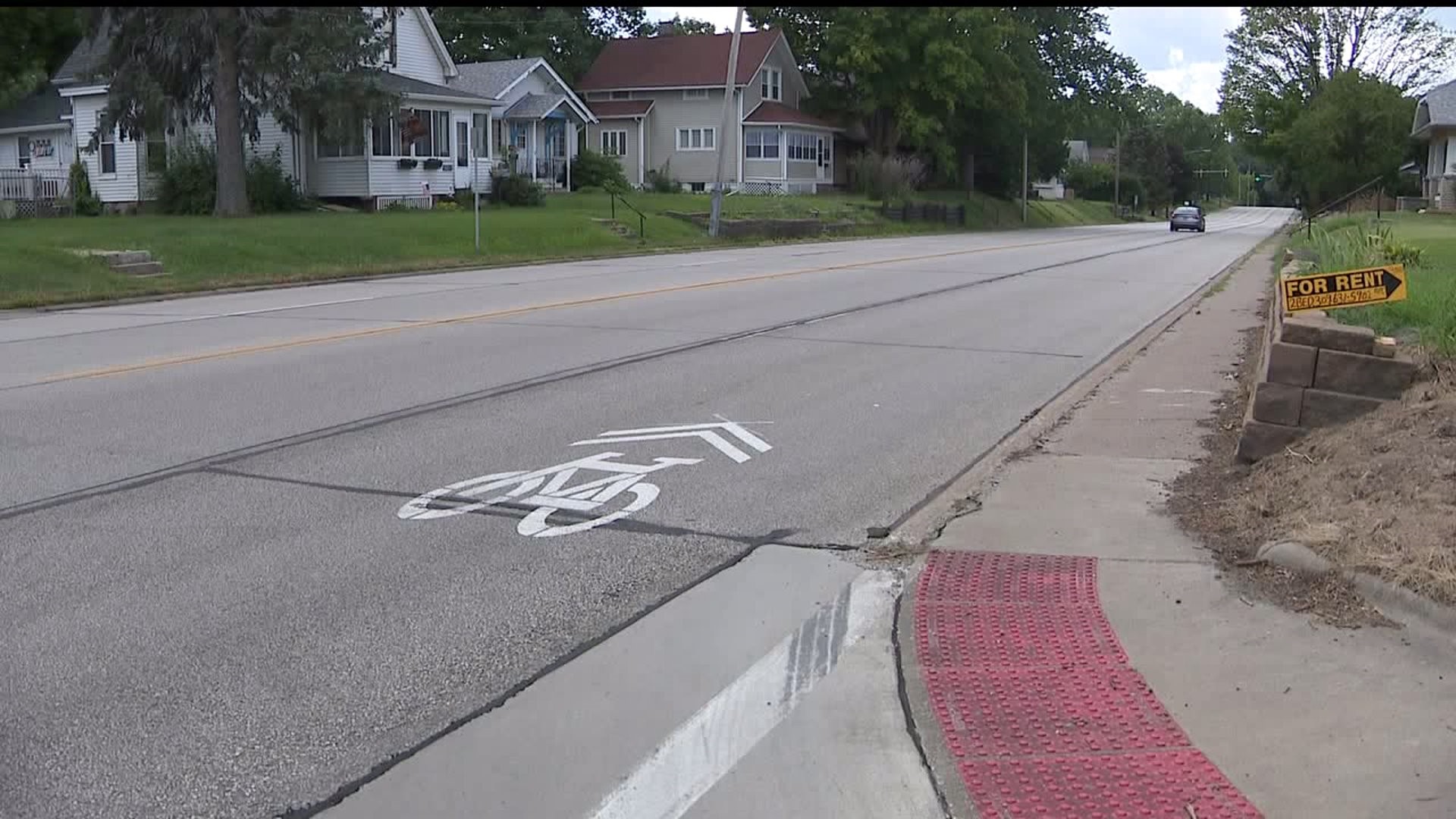 Bicycle lane markings pop up throughout Moline