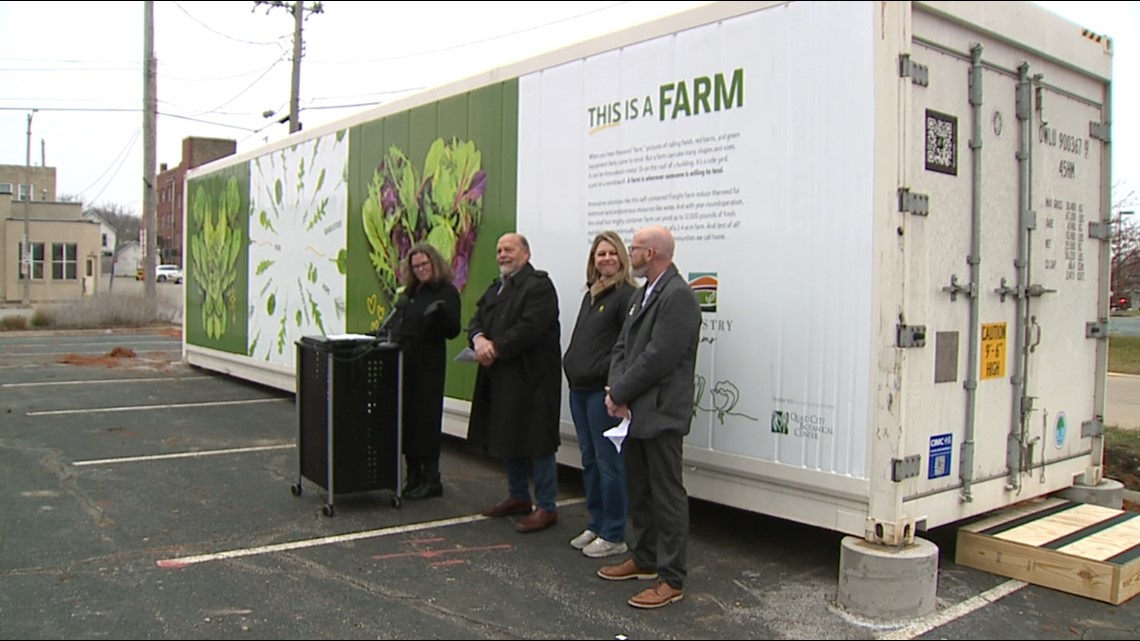 Quad City Botanical Center opening new hydroponic freight farm