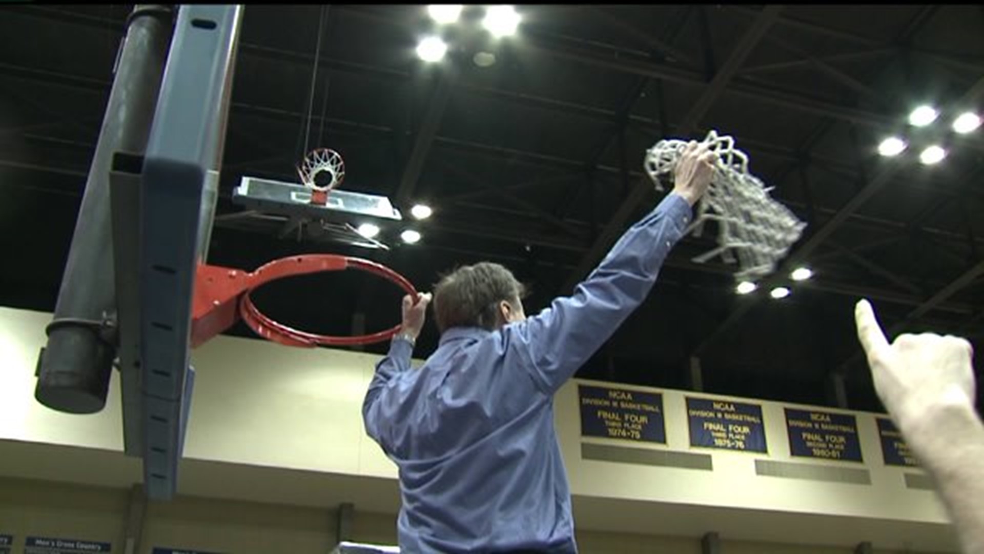 Augie headed to final four