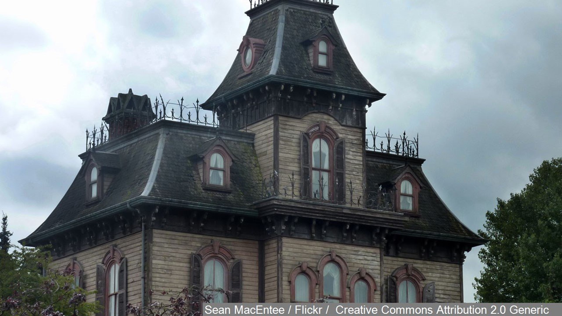 10 best haunted house attractions across the US in 2019