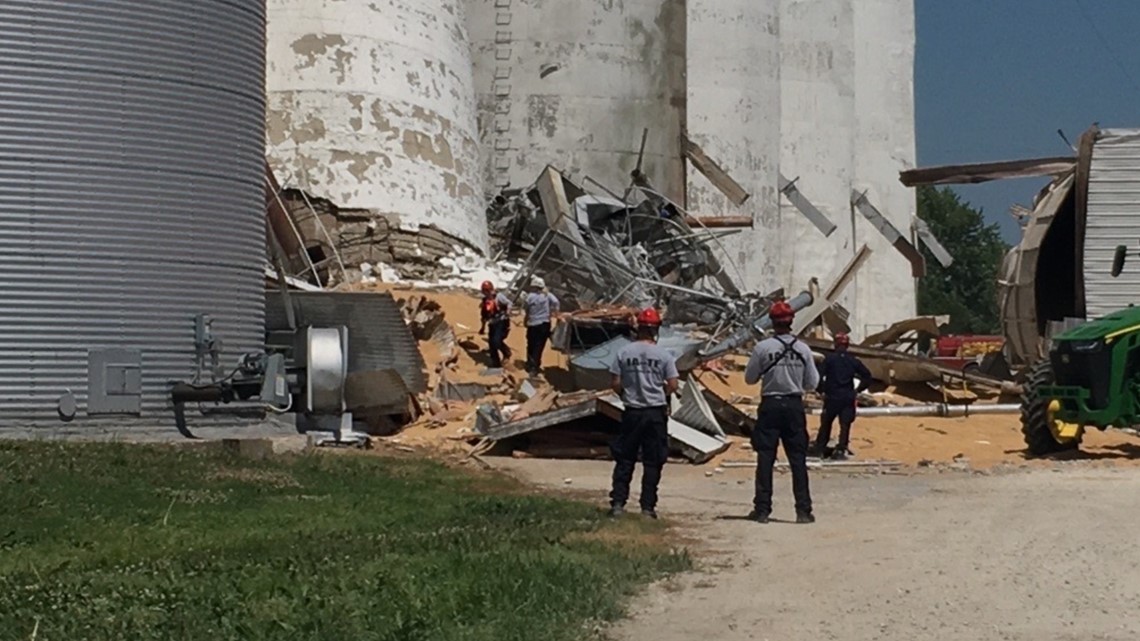 Grain silo collapses in Yarmouth, Iowa