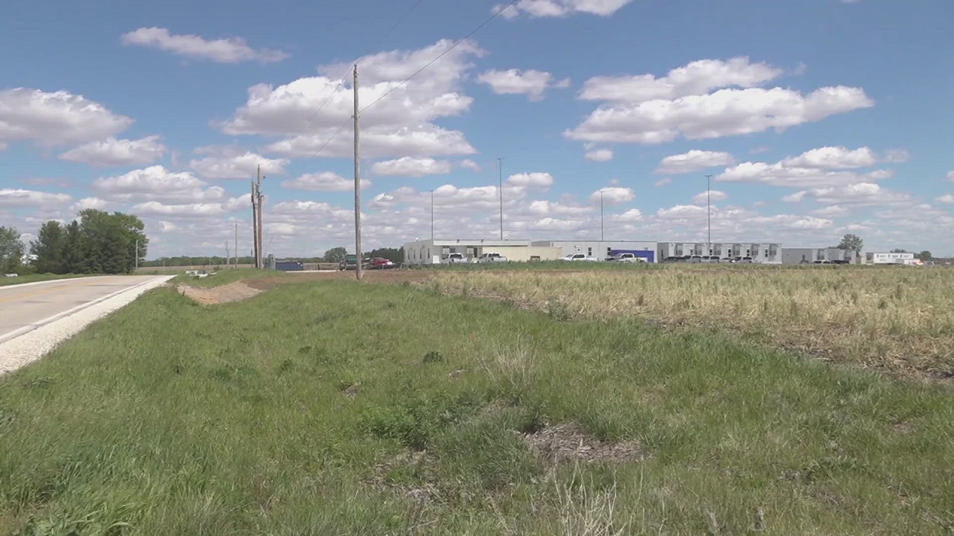 wqad.com - Maddie Franz - Federal permit delays pause construction at Knox County wind farm