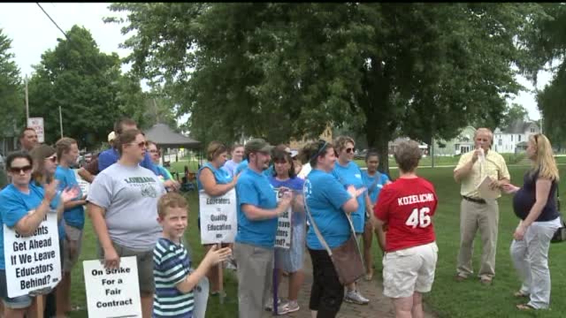 Galesburg teachers on the brink of striking with no pay