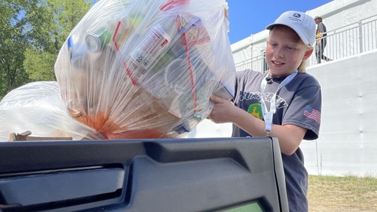 Meet the 11-year-old gathering garbage at the John Deere Classic