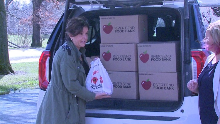 Pay It Forward: Hungry school kids get meals for the weekend thanks to 2 Sherrard moms