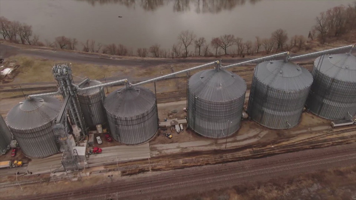 Henry County Farm Bureau educating about grain bin safety