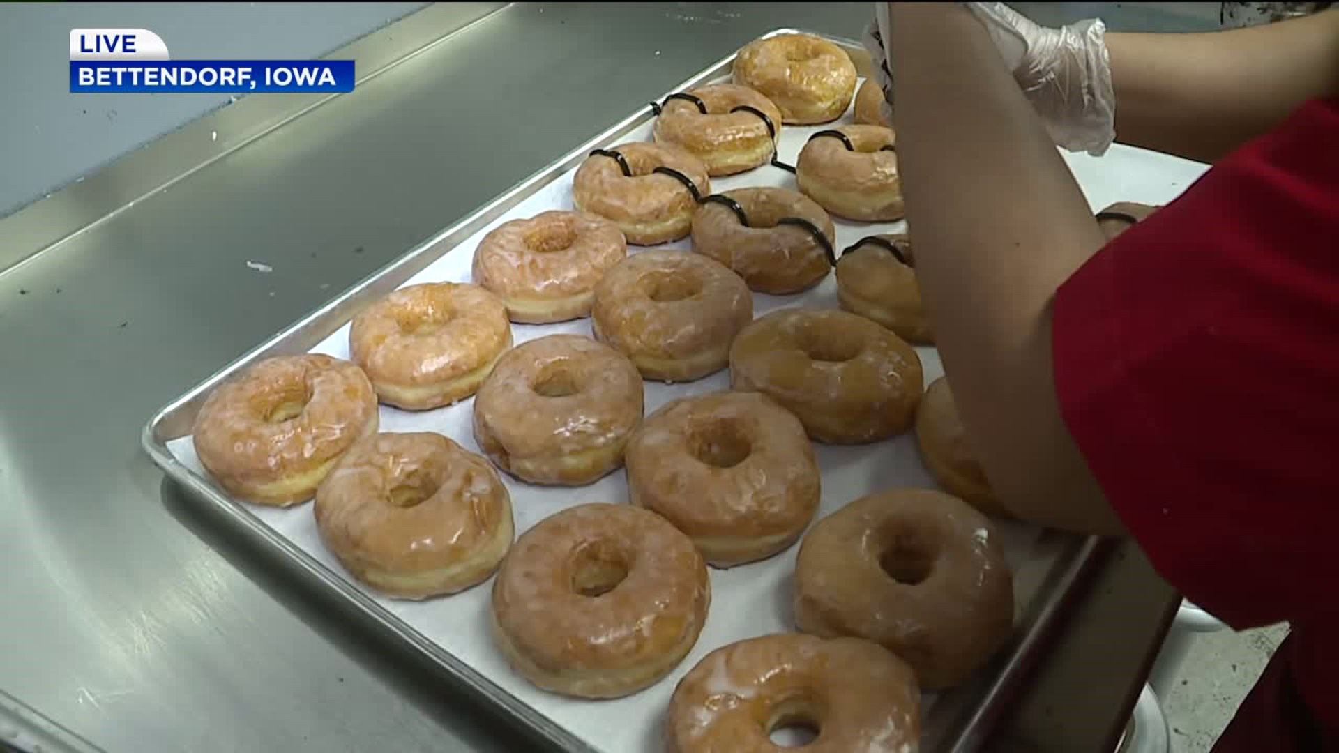 Hurts Donut Benefit for Victims of Clinton Fire