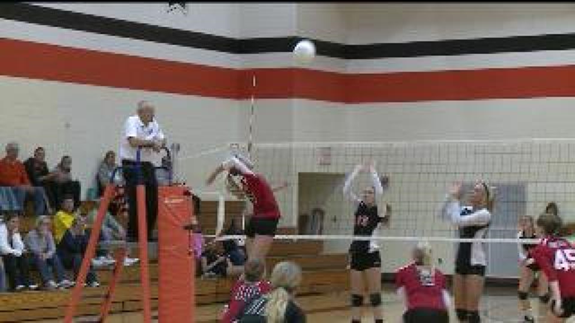 United Township Host Davenport West In Volleyball