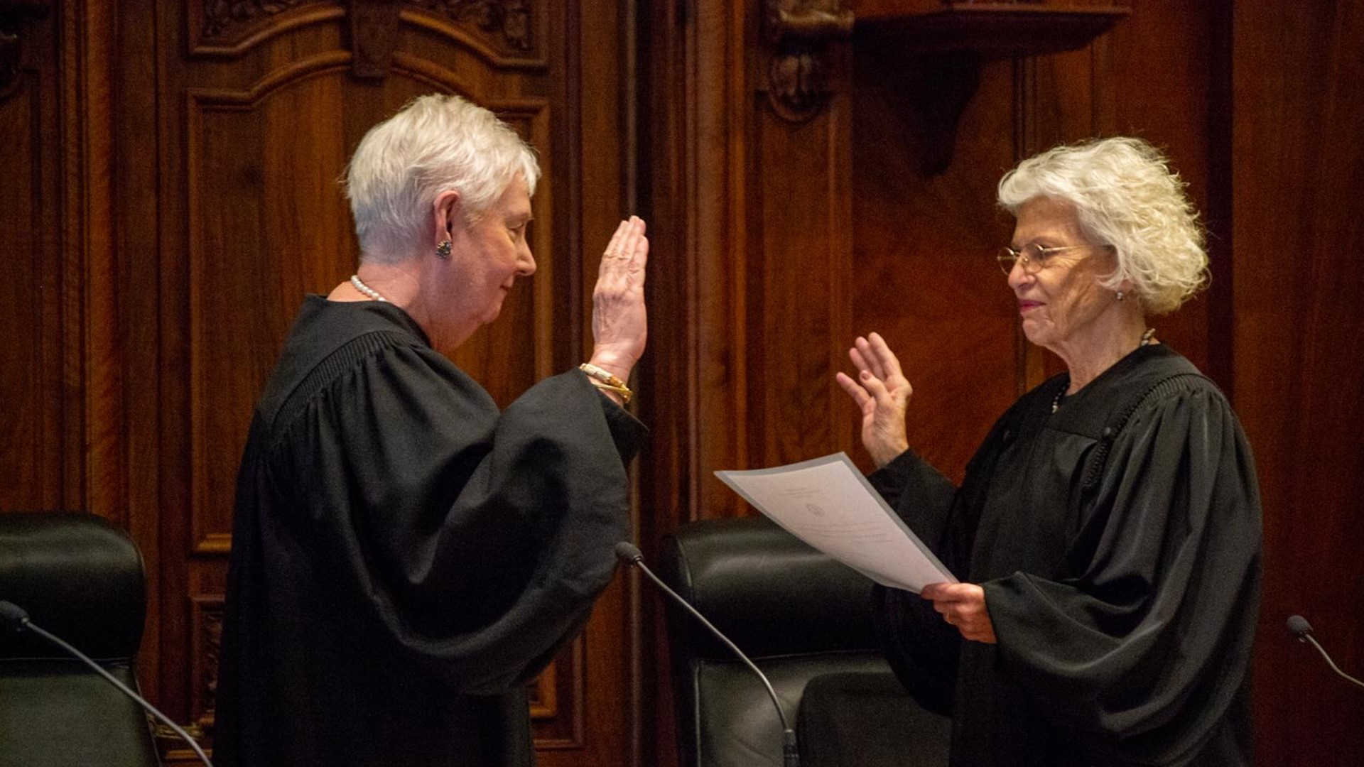 Mary Jane Theis sworn in as Illinois Supreme Court chief justice wqad com