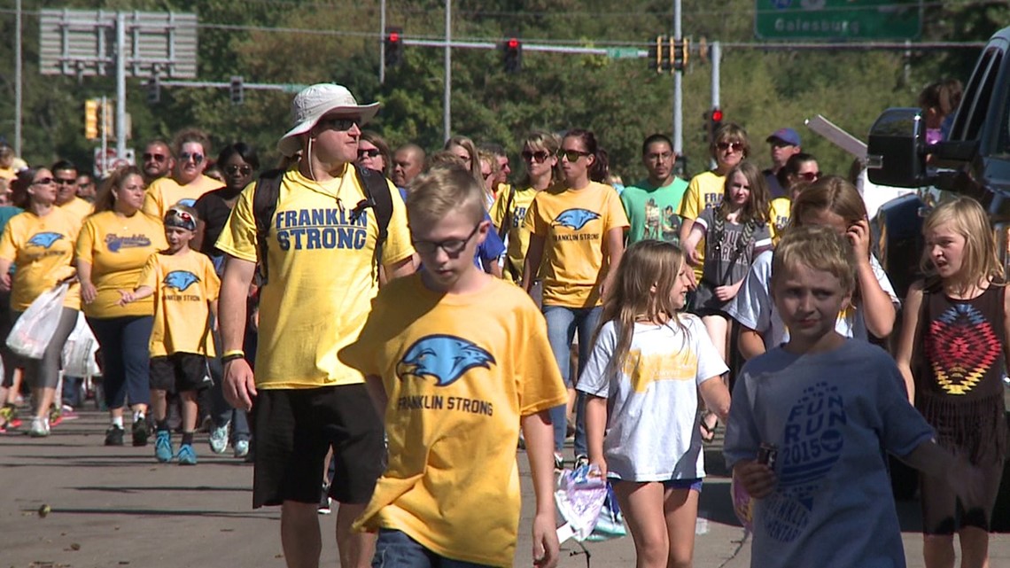 Franklin Elementary students lead Moline Parade