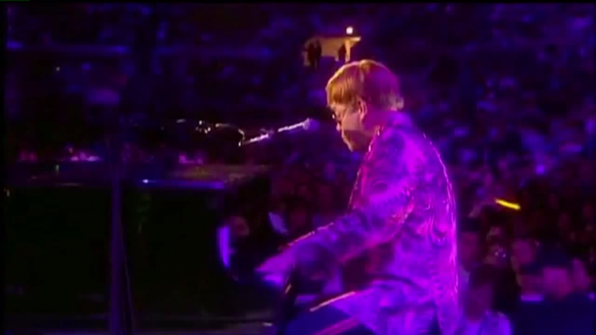 Elton John returning to the Quad Cities