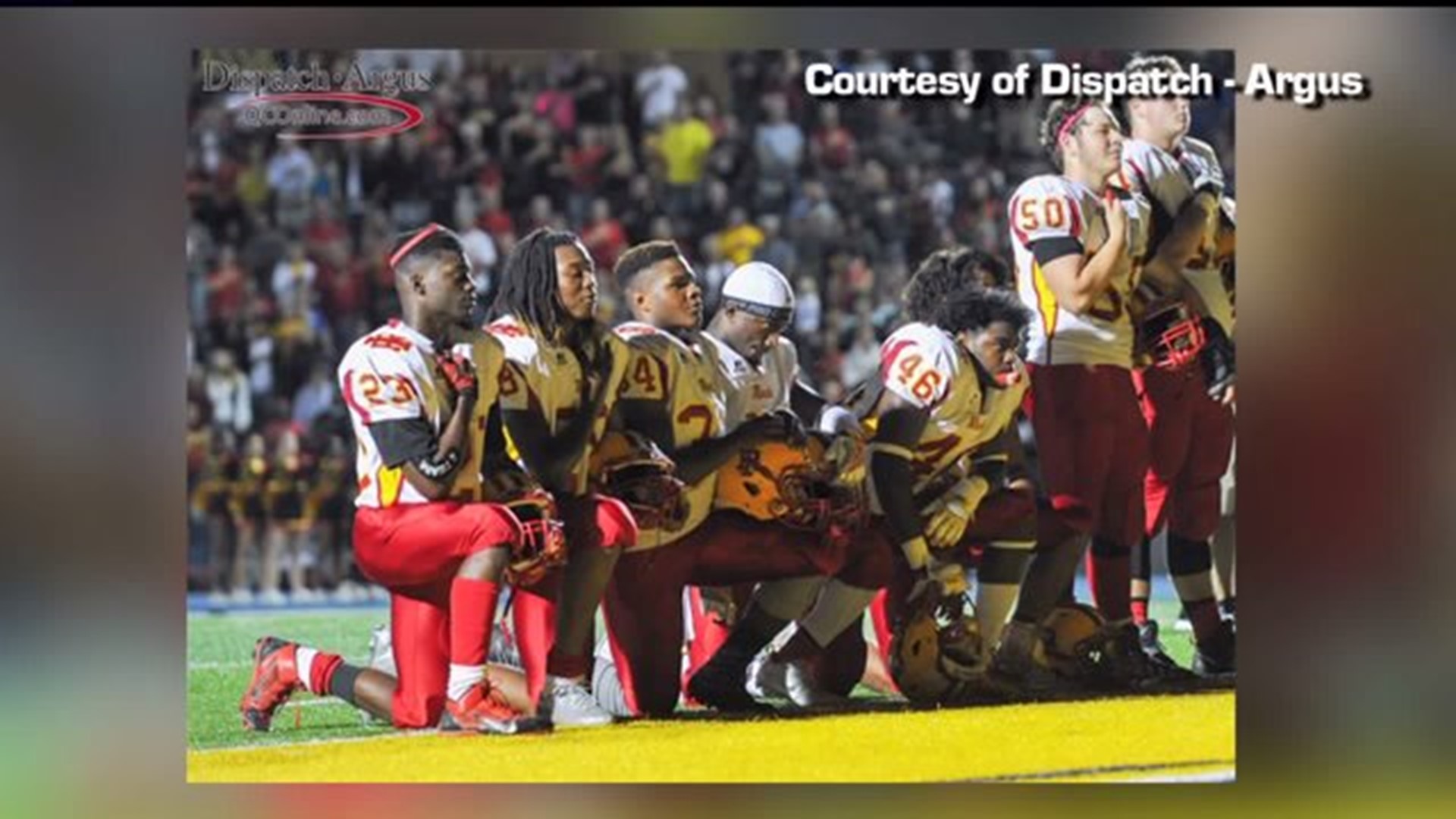 Rock Island HS leader supports players` anthem protest