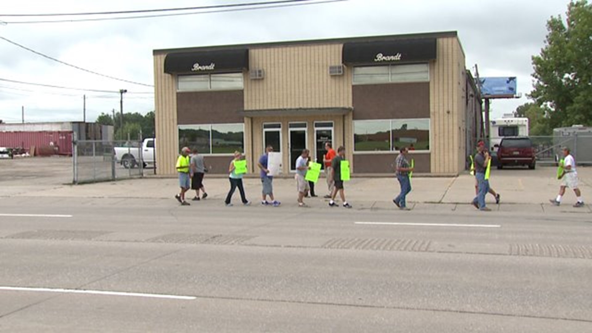 Picketters march for man they say deserve workers compensation