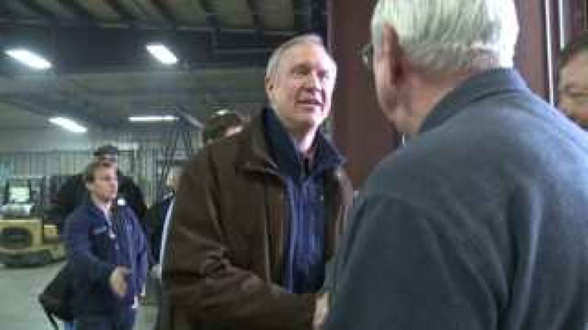 Bruce Rauner campaigning at business that nearly left Illinois
