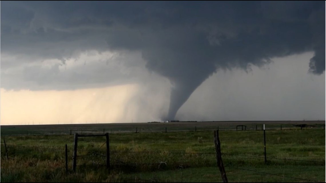 Why tornadoes come in different shapes and sizes | wqad.com