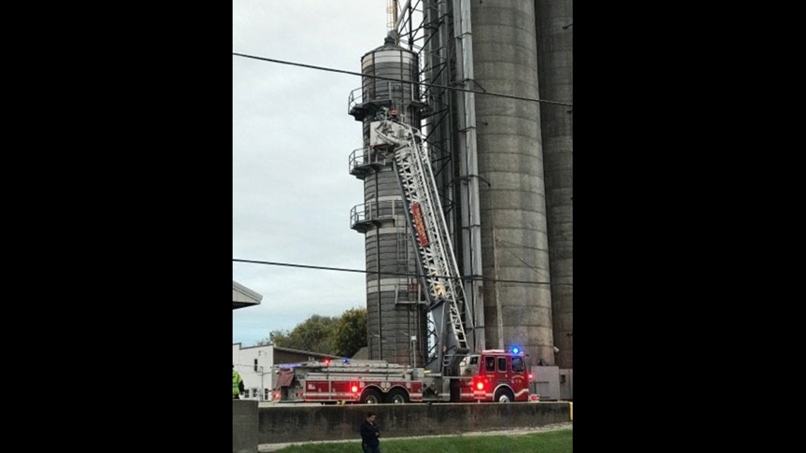 Grain bin catches fire in Walcott, Iowa