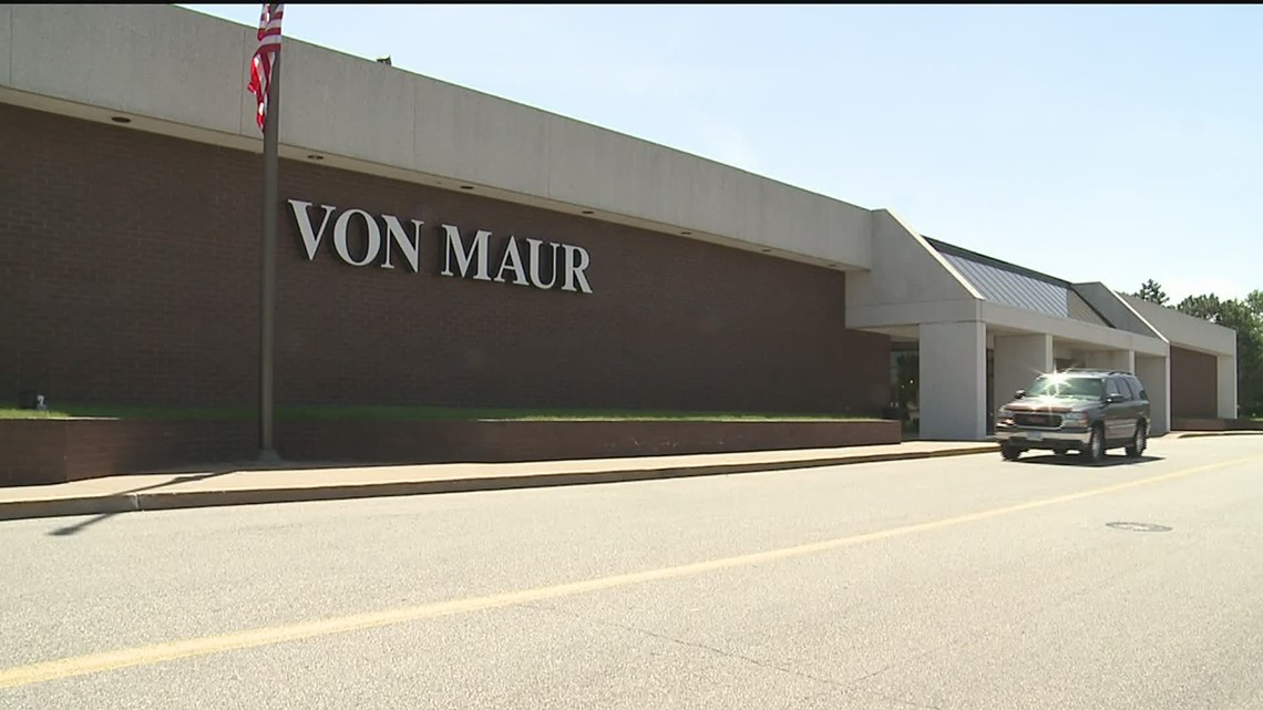 Final Day for Von Maur at Valley West Mall 