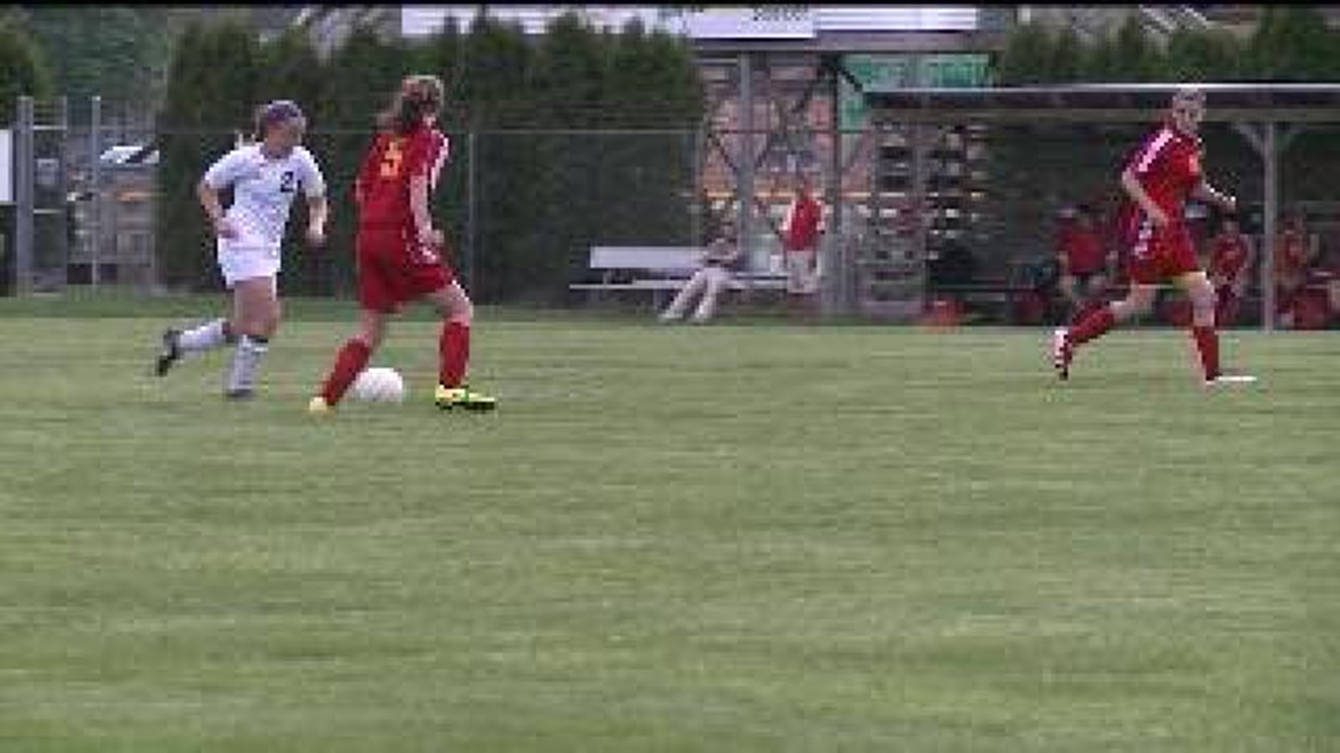 Geneseo Soccer Opens Regionals with Win