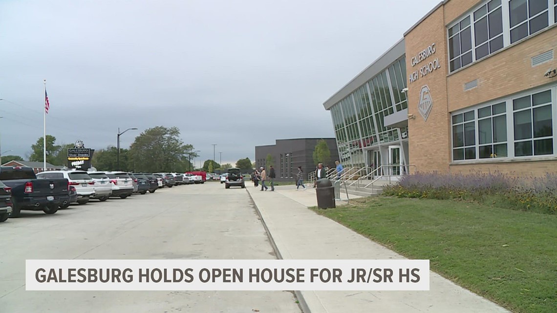 'It's modern' l Open house offers Galesburg community a look inside state-of-the-art school