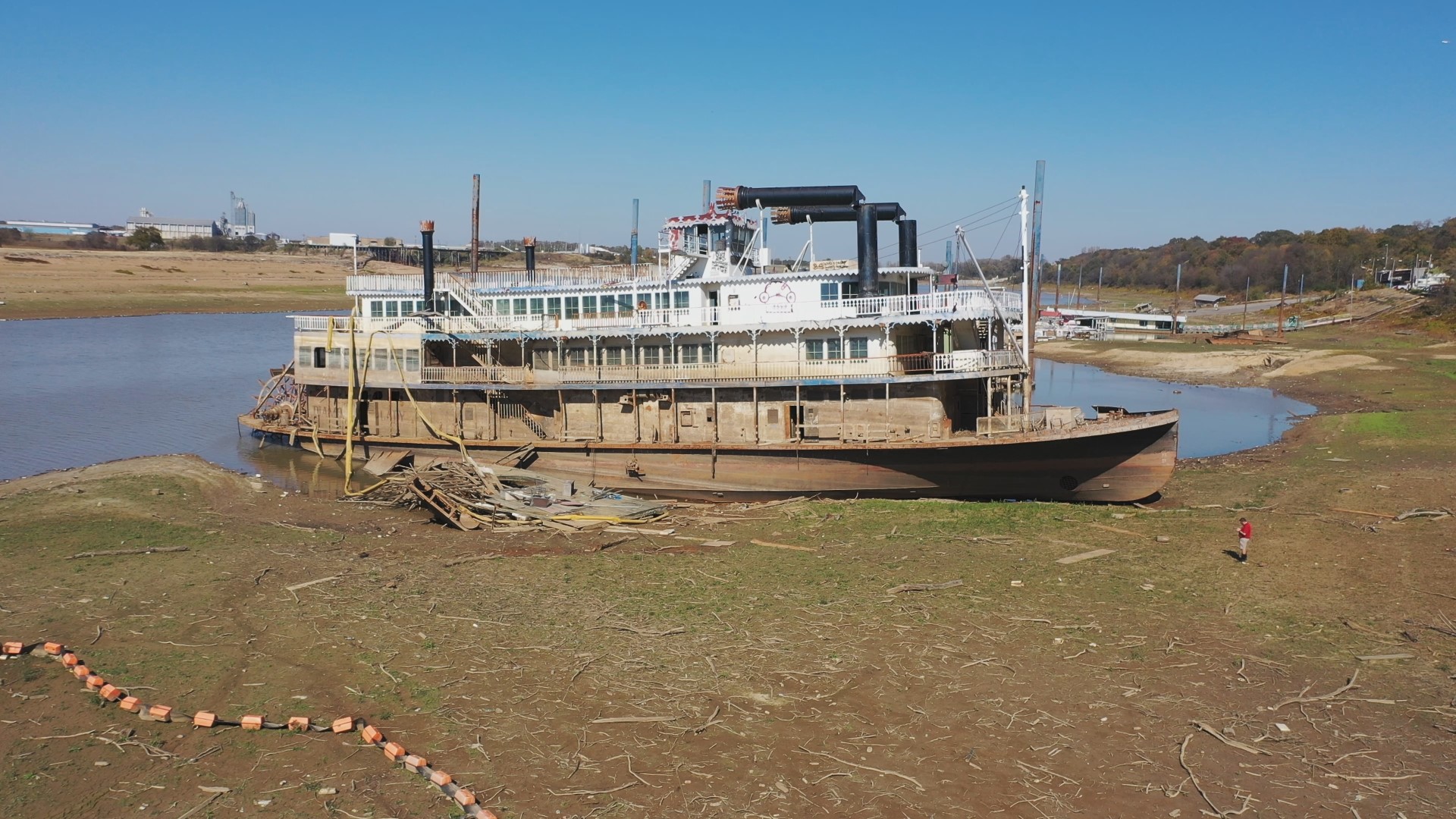 Rita Stanley explains the history of the Diamond Lady Riverboat Casino since it arrived at her marina in Memphis, Tennessee.