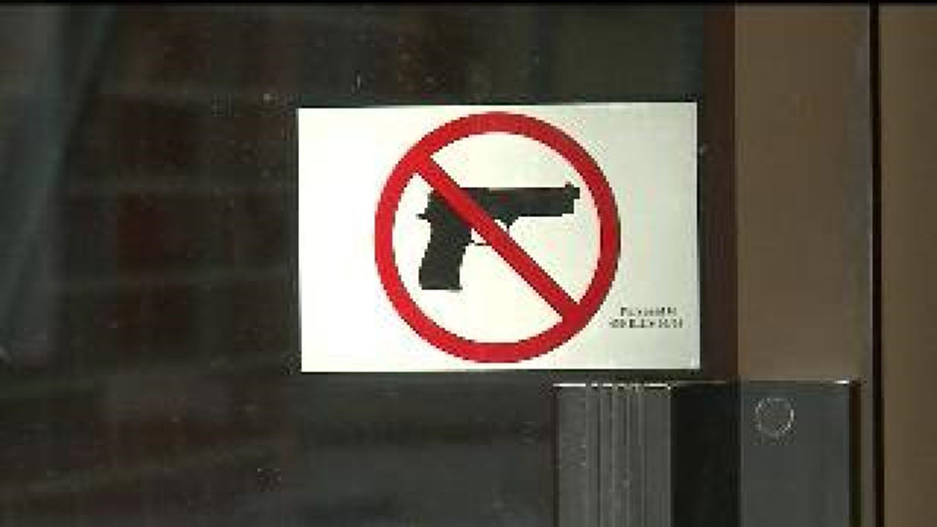 Illinois businesses contemplate allowing concealed guns on property